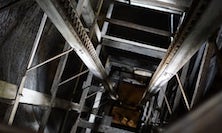 View org-dsc8075.jpg